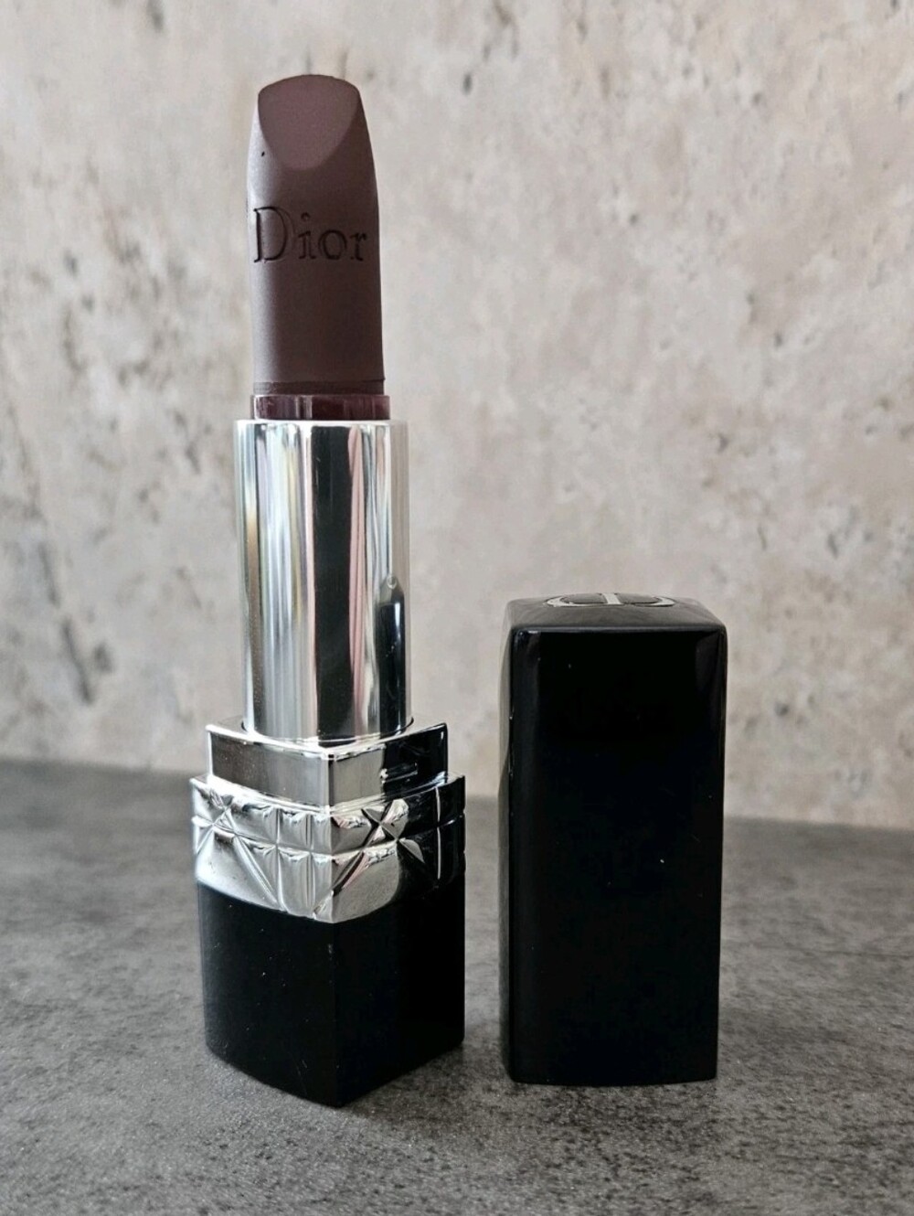 Dior #982 FURIOUS VELVET Rouge Dior Velvet Lipstick .12 oz Full Size NWOB!